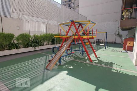 Apartamento à venda com 95m², 2 quartos e 1 vagaÁrea Comum - Playground