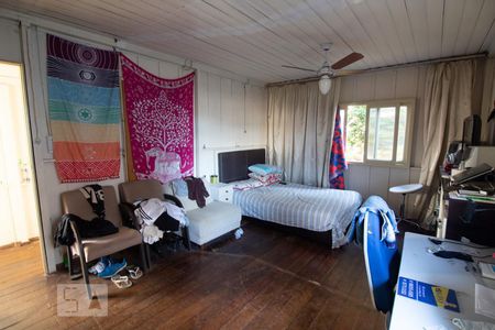 Quarto 2 de casa à venda com 1 quarto, 297m² em Passo D’areia, Porto Alegre