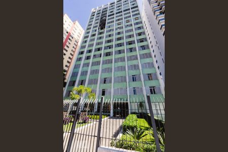 Apartamento à venda com 83m², 2 quartos e 1 vaga Apartamento à venda com 83m², 2 quartos e 1 vagaFachada