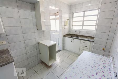 Apartamento à venda com 83m², 2 quartos e 1 vaga Apartamento à venda com 83m², 2 quartos e 1 vagaCozinha