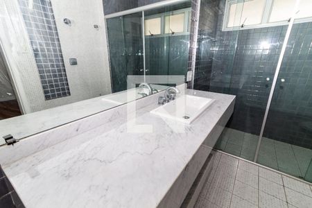 Apartamento para alugar com 195m², 3 quartos e 1 vagaBanheiro