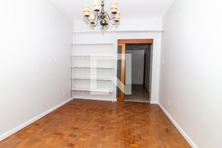 Apartamento para alugar com 195m², 3 quartos e 1 vagaQuarto