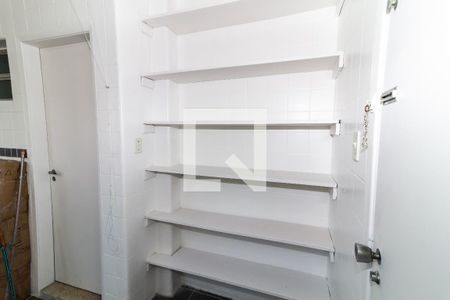 Apartamento para alugar com 195m², 3 quartos e 1 vagaÁrea de Serviço