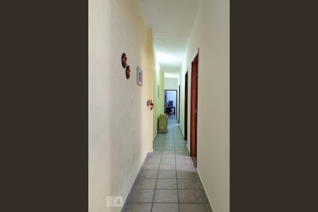 Casa à venda com 150m², 2 quartos e 3 vagasCorredor