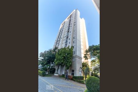 Apartamento para alugar com 51m², 2 quartos e 1 vaga Apartamento para alugar com 51m², 2 quartos e 1 vagaFachada