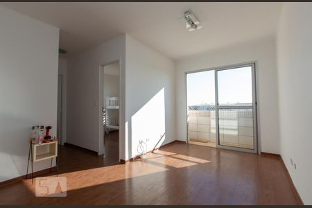 Sala de apartamento para alugar com 2 quartos, 55m² em Jardim Guadalajara, Sorocaba