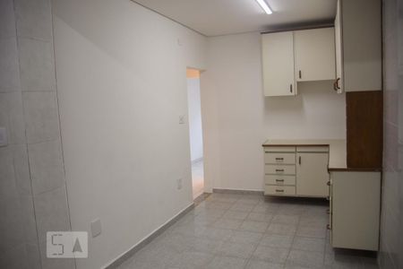 Casa para alugar com 80m², 2 quartos e sem vaga Casa para alugar com 80m², 2 quartos e sem vagaCozinha