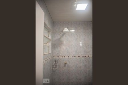 Casa para alugar com 80m², 2 quartos e sem vaga Casa para alugar com 80m², 2 quartos e sem vagaBanheiro social