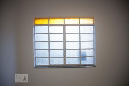 Sala de casa para alugar com 2 quartos, 80m² em Vila Bertioga, São Paulo