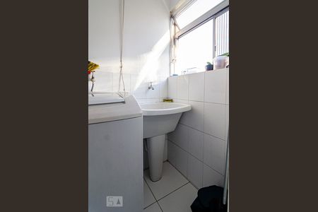 Apartamento à venda com 68m², 2 quartos e 1 vagaÁrea de serviço