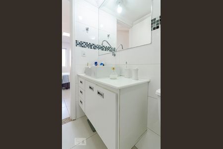 Apartamento à venda com 68m², 2 quartos e 1 vagaBanheiro da suíte