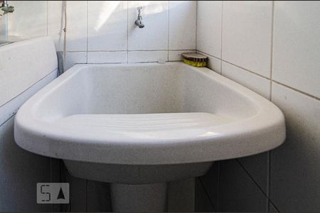 Apartamento à venda com 68m², 2 quartos e 1 vagaÁrea de serviço