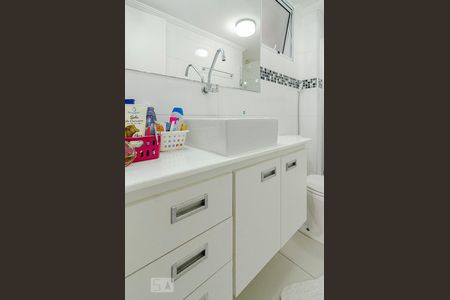 Apartamento à venda com 68m², 2 quartos e 1 vagaBanheiro da suíte