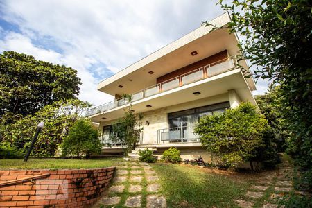 Casa à venda com 600m², 6 quartos e 3 vagasFachada