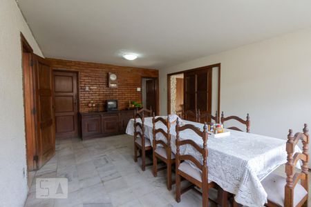 Casa à venda com 600m², 6 quartos e 3 vagasCopa