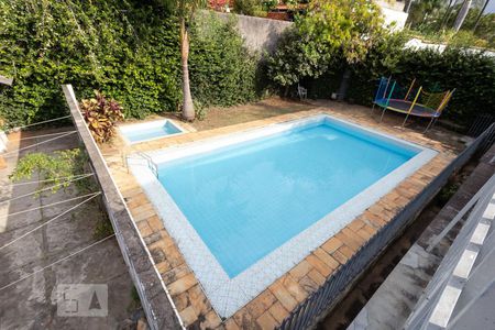 Casa à venda com 600m², 6 quartos e 3 vagasVista da área externa