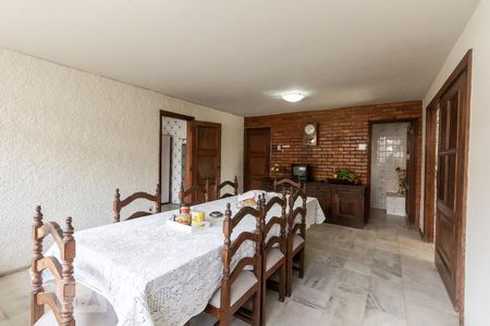 Casa à venda com 600m², 6 quartos e 3 vagasCopa