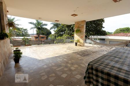 Casa à venda com 600m², 6 quartos e 3 vagasvaranda