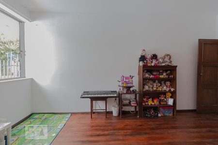 Casa à venda com 600m², 6 quartos e 3 vagasQuarto 1