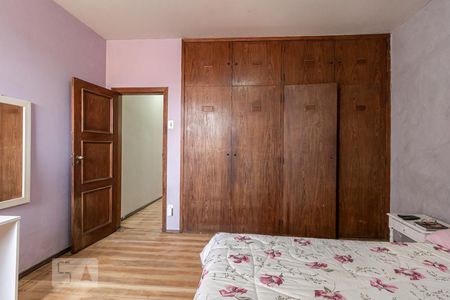 Casa à venda com 600m², 6 quartos e 3 vagasQuarto 3