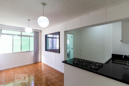 Sala de apartamento à venda com 2 quartos, 63m² em Centro, São Paulo