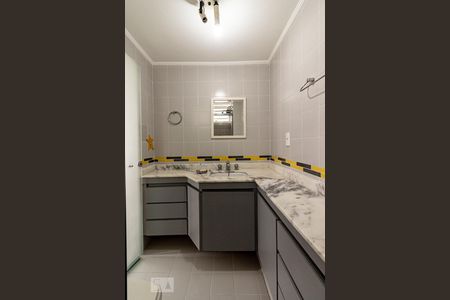 Apartamento à venda com 112m², 3 quartos e 1 vagaBanheiro da Suíte