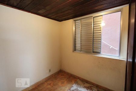 Casa à venda com 350m², 5 quartos e 4 vagas Casa à venda com 350m², 5 quartos e 4 vagasEdícula - Quarto 2