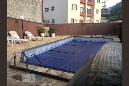 Casa à venda com 350m², 5 quartos e 4 vagas Casa à venda com 350m², 5 quartos e 4 vagasPiscina