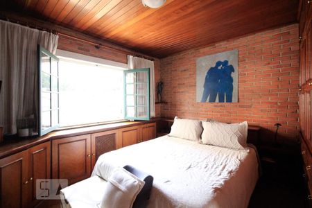 Casa à venda com 350m², 5 quartos e 4 vagas Casa à venda com 350m², 5 quartos e 4 vagasQuarto 3