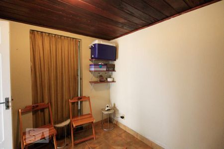 Casa à venda com 350m², 5 quartos e 4 vagas Casa à venda com 350m², 5 quartos e 4 vagasEdícula - Quarto 2