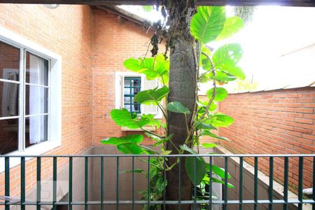 Casa à venda com 350m², 5 quartos e 4 vagas Casa à venda com 350m², 5 quartos e 4 vagasJardim de inverno