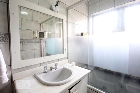 Casa à venda com 350m², 5 quartos e 4 vagas Casa à venda com 350m², 5 quartos e 4 vagasBanheiro da suite - Quarto 3