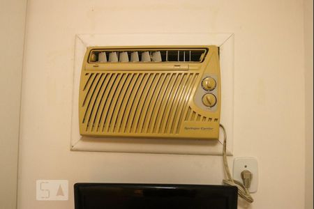 Casa de condomínio à venda com 570m², 5 quartos e 4 vagas Casa de condomínio à venda com 570m², 5 quartos e 4 vagasAr condicionado do Quarto - Armários