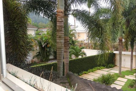 Casa de condomínio à venda com 570m², 5 quartos e 4 vagas Casa de condomínio à venda com 570m², 5 quartos e 4 vagasVista da Suíte 3