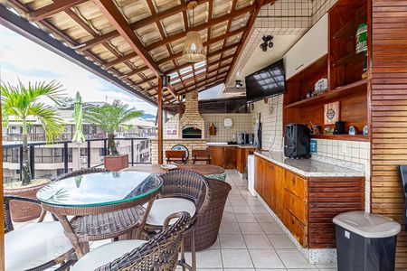 Apartamento à venda com 180m², 3 quartos e 1 vaga Apartamento à venda com 180m², 3 quartos e 1 vagaÁrea Gourmet