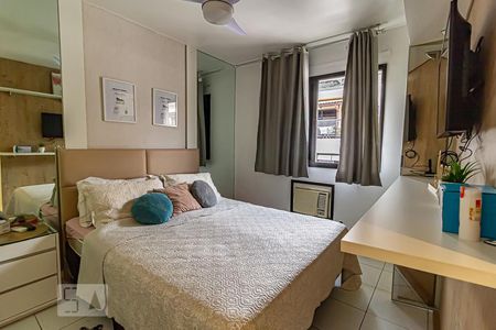 Apartamento à venda com 180m², 3 quartos e 1 vaga Apartamento à venda com 180m², 3 quartos e 1 vagaQuarto 2 - Suíte