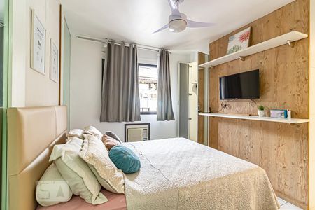 Apartamento à venda com 180m², 3 quartos e 1 vaga Apartamento à venda com 180m², 3 quartos e 1 vagaQuarto 2 - Suíte