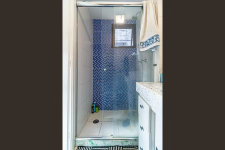 Apartamento à venda com 180m², 3 quartos e 1 vaga Apartamento à venda com 180m², 3 quartos e 1 vagaBanheiro da Suíte 2