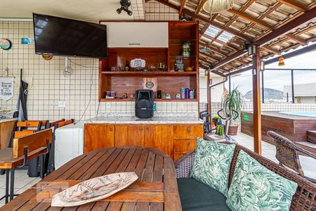 Apartamento à venda com 180m², 3 quartos e 1 vaga Apartamento à venda com 180m², 3 quartos e 1 vagaÁrea Gourmet