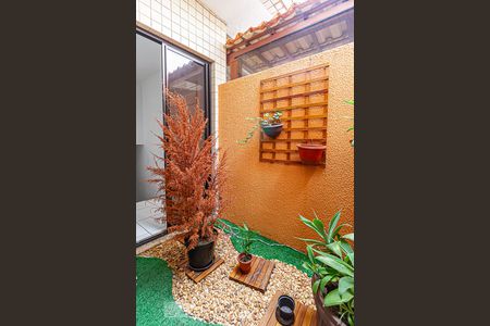 Apartamento à venda com 180m², 3 quartos e 1 vaga Apartamento à venda com 180m², 3 quartos e 1 vagaJardim de Inverno