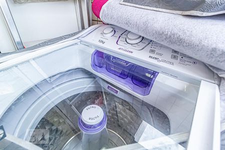 Apartamento à venda com 180m², 3 quartos e 1 vaga Apartamento à venda com 180m², 3 quartos e 1 vagaÁrea de Serviço