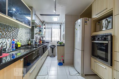 Apartamento à venda com 180m², 3 quartos e 1 vaga Apartamento à venda com 180m², 3 quartos e 1 vagaCozinha
