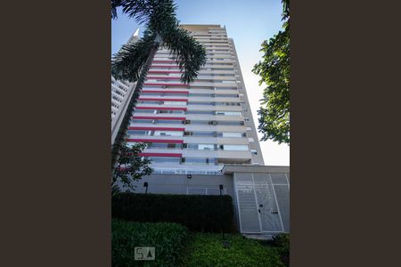 Apartamento para alugar com 47m², 1 quarto e 1 vaga Apartamento para alugar com 47m², 1 quarto e 1 vagaFachada