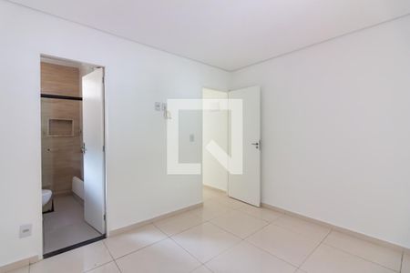 Suíte de casa para alugar com 2 quartos, 70m² em Bonfim, Osasco