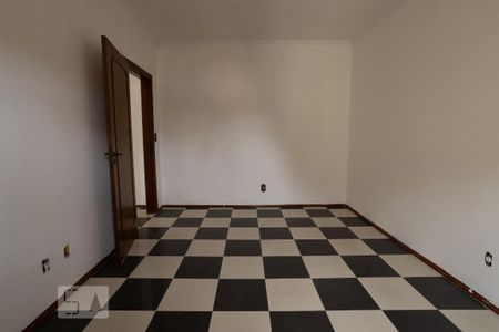 Casa para alugar com 313m², 5 quartos e 5 vagas Casa para alugar com 313m², 5 quartos e 5 vagasSuíte 3