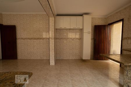 Casa para alugar com 313m², 5 quartos e 5 vagas Casa para alugar com 313m², 5 quartos e 5 vagasCozinha