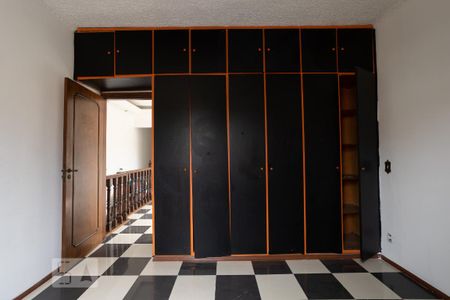 Casa para alugar com 313m², 5 quartos e 5 vagas Casa para alugar com 313m², 5 quartos e 5 vagasSuíte 1