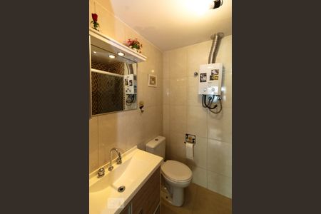 Banheiro de apartamento à venda com 2 quartos, 59m² em Itanhangá, Rio de Janeiro