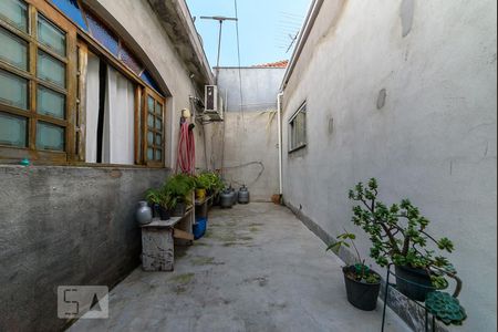 Casa à venda com 400m², 3 quartos e 8 vagasQuintal