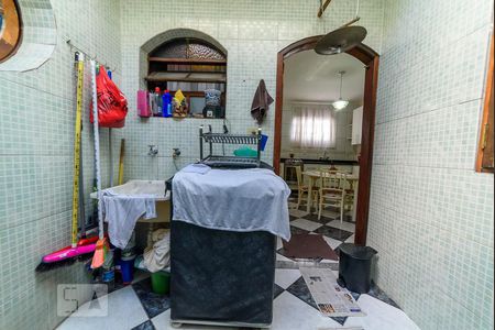 Casa à venda com 400m², 3 quartos e 8 vagasÁrea de Serviço